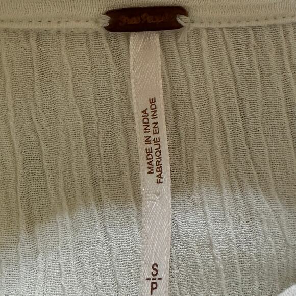 Free People Summer Stars Cream Gauze Boxy Button Down Blouse Boho Small - Picture 6 of 7